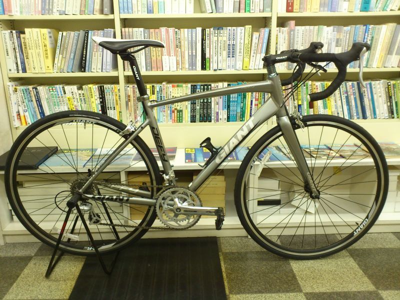 最大51%OFFクーポン GIANT ロードバイク defy3 mandhucollege.edu.mv