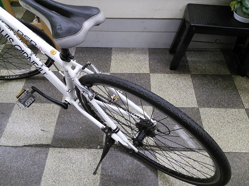 〔中古自転車〕LOUIS GARNEAU ルイガノ RSR4 クロスバイク 700×28c 3×8段変速 アルミフレーム Vブレーキ ホワイト