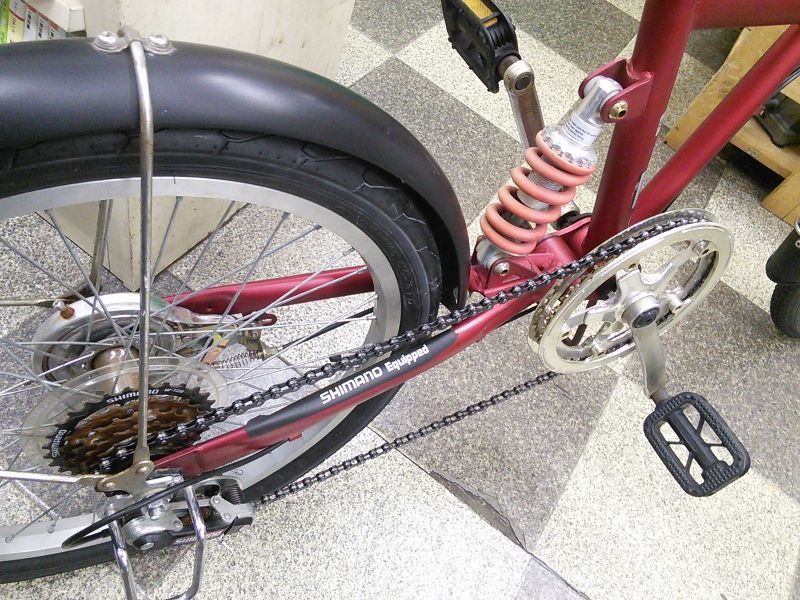 リア サスペンション 自転車