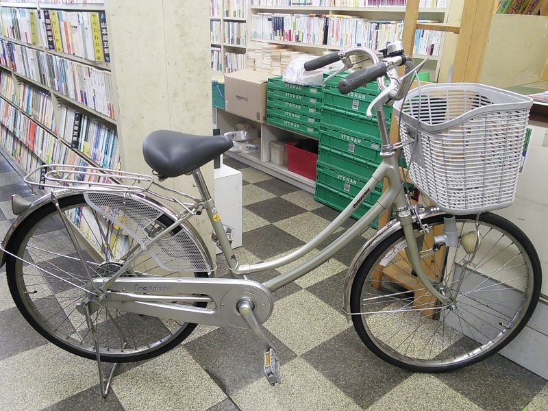 中古自転車 ブリヂストン ママチャリ 24インチ シングル タイヤ新品 シルバー 古本と中古自転車の現代屋 中古自転車 ブリヂストン ママチャリ 24インチ シングル タイヤ新品 シルバー 古本と中古自転車の現代屋