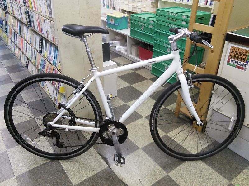 中古自転車〕GIANT ESCAPE R3 ジャイアント エスケープR3 クロスバイク