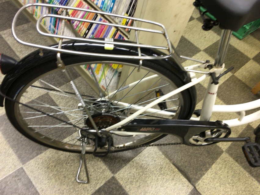 ノ パンク タイヤ 自転車 26 インチ