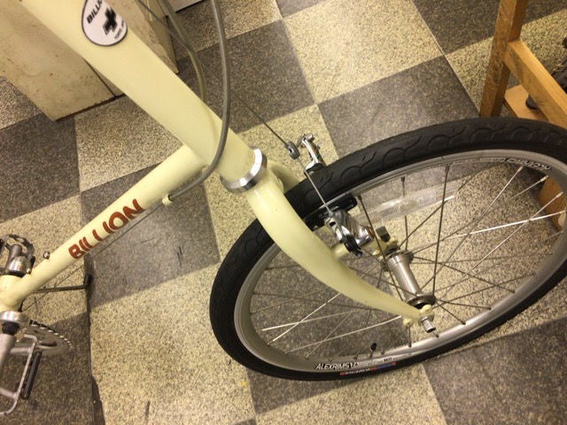 【自転車】前輪ブレーキの左右ズレ、片 ...
