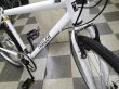 画像2: 〔中古自転車〕クロスバイク　700×35C　6段変速　ホワイト