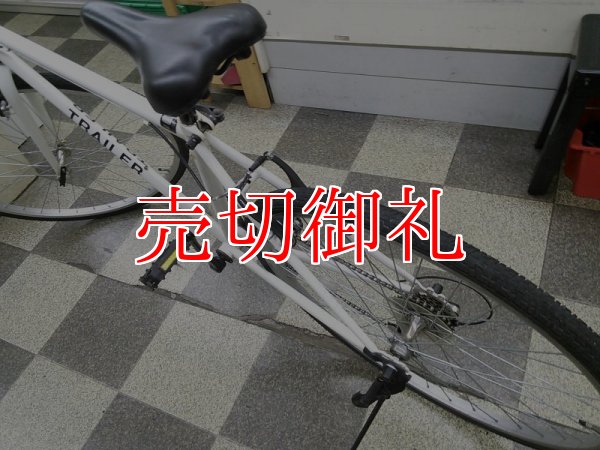 画像4: 〔中古自転車〕クロスバイク　700×35C　6段変速　ホワイト