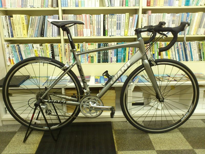 ロードバイク GIANT DEFY3-