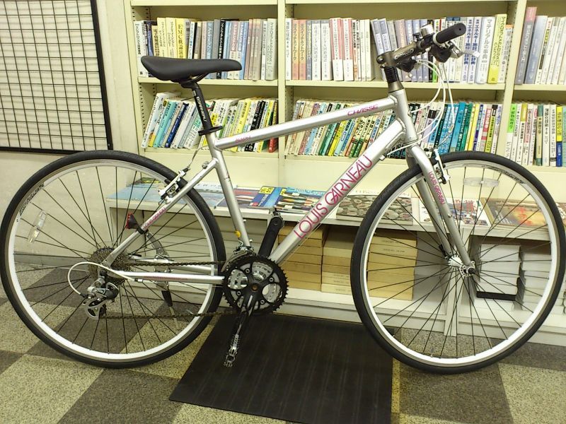 中古自転車〕LOUIS GARNEAU ルイガノ クロスバイク 700C 2×8段変速 